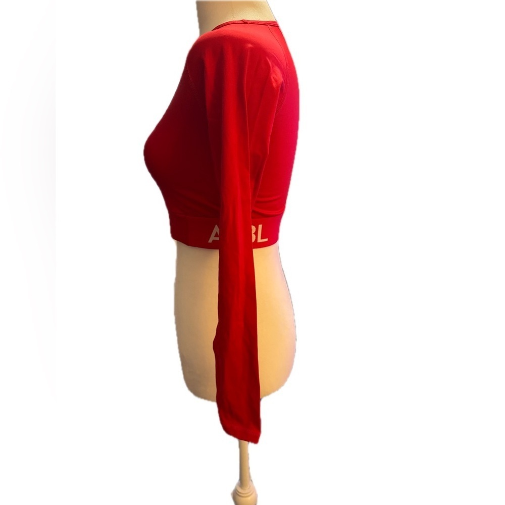 AYBL Cropped Long Sleeve Mesh Panel Top Small Red NWOT - Picture 2 of 4